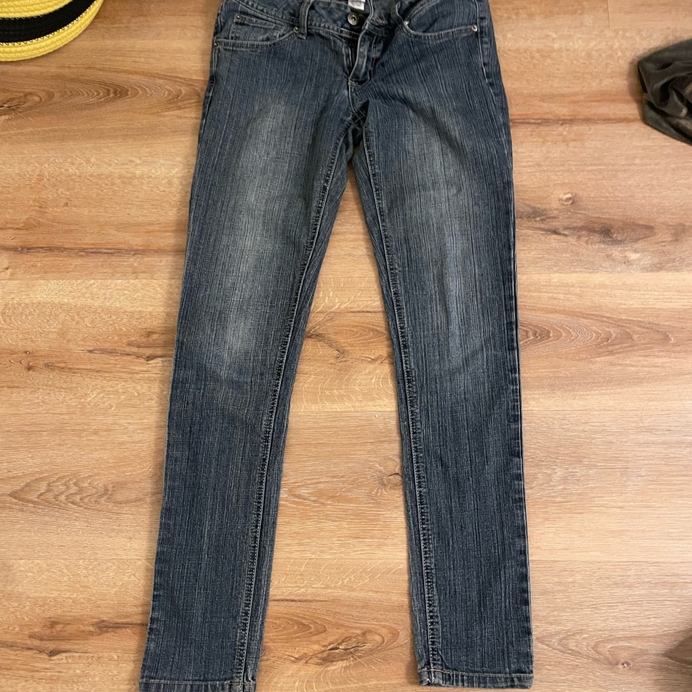 SO Blue Skinny Jeans Versatile Everyday Wear